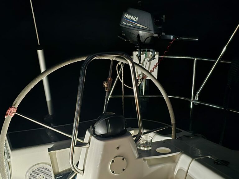 8eb83e67-0a86-4a01-932d-34b2a482d1e9